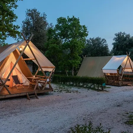 Campo de lujo Eco Glamping- Fkk Nudist Solaris Poreč